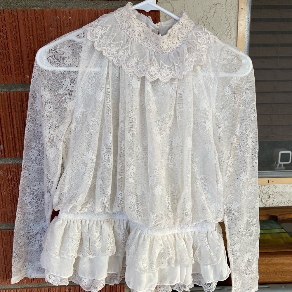 Elegant Lace Blouse